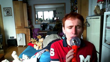 Wiwi égratigne "happiness" d'Ali Campbell