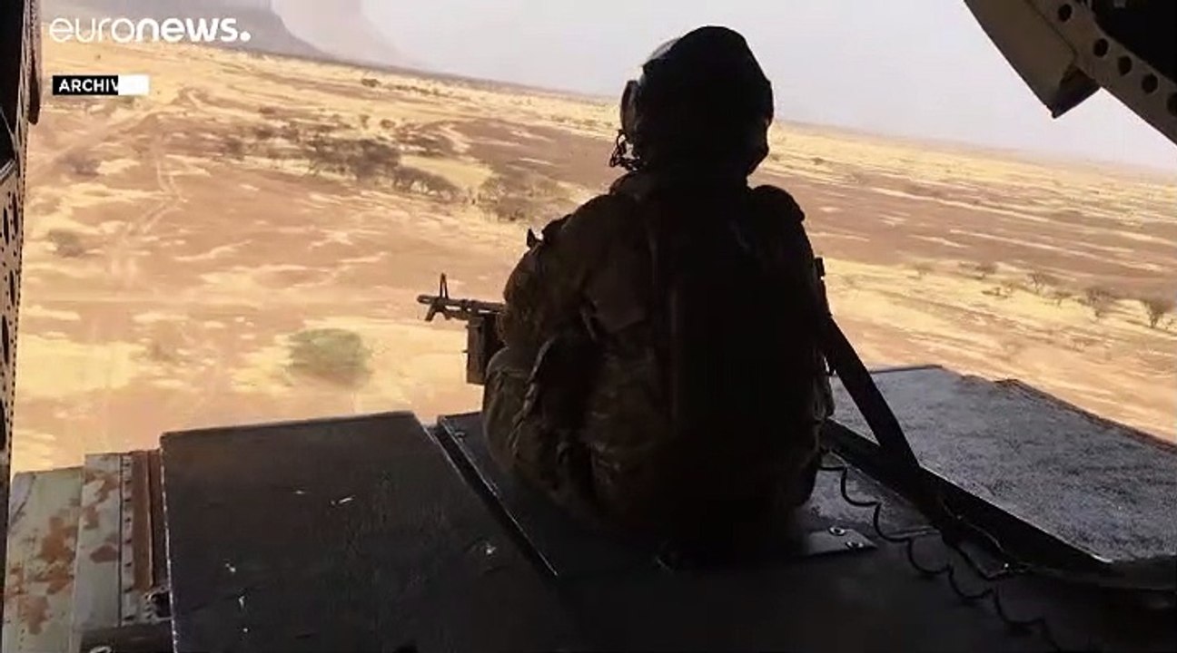 Mali : treize militaires français tués dans une collision de deux hélicoptères