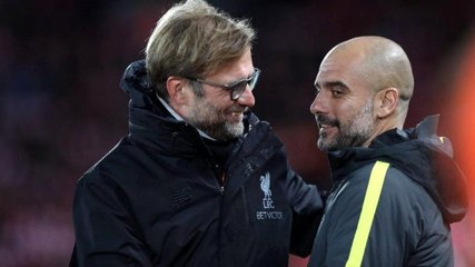Ödül törenine damga vuran şakalaşma! Guardiola'dan Klopp'a: Kupaları takas edebiliriz