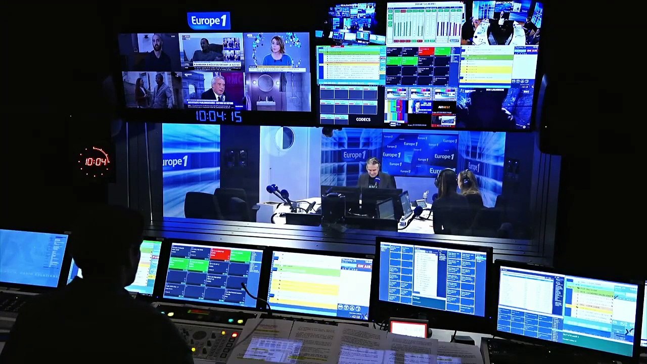 Le groupe Début de soirées en guerre, Xavier Do...