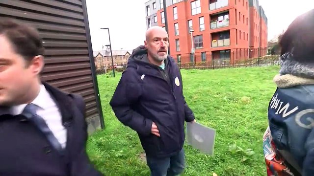 'Corbyn is a racist' - Labour leader heckled by protestors