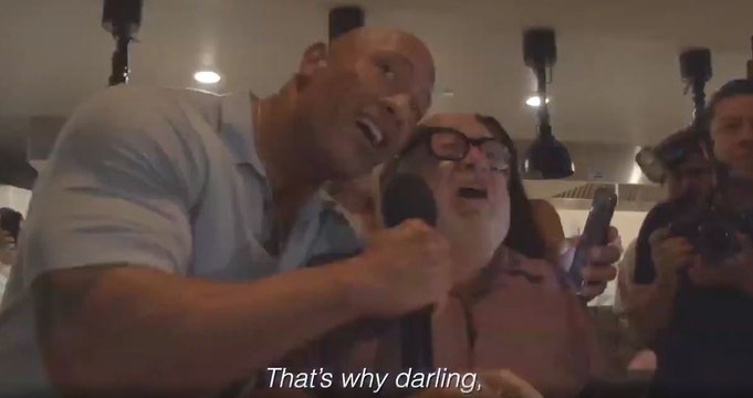 Dwayne Johnson and Danny DeVito crash a wedding !