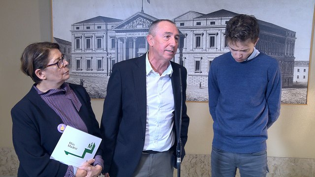 Más País y Compromís se suman al 'cordón sanitario' a Vox