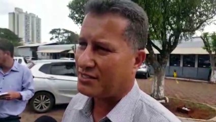 Adelino fala sobre situação envolvendo sua mãe e nega qualquer agressão