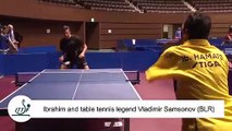 El egipcio que asombra jugando al tenis de mesa con la boca