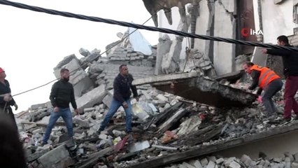- Arnavutluk depreminde ölü sayısı 6'ya yükseldi- Çöken otelden 20 Türk kurtarıldı