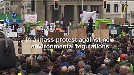 Thousands of farmers in mass tractor protest in Berlin