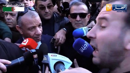 Télécharger la video: النهار ترندينغ: المرشح للرئاسيات عبد القادر بن قرينة يصنع الحدث في مواقع التواصل الإجتماعي