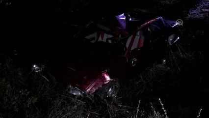 Şarampole yuvarlanan araçtaki 2 kişi yaralandı