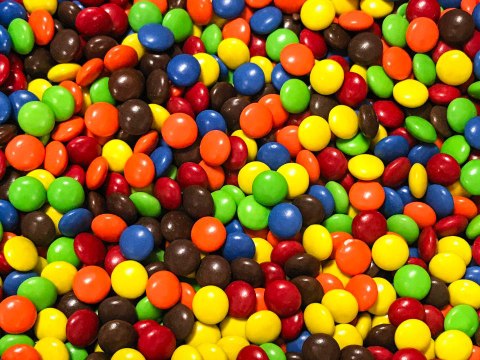 Should You Be Microwaving Your M&Ms? Kim Kardashian Thinks So