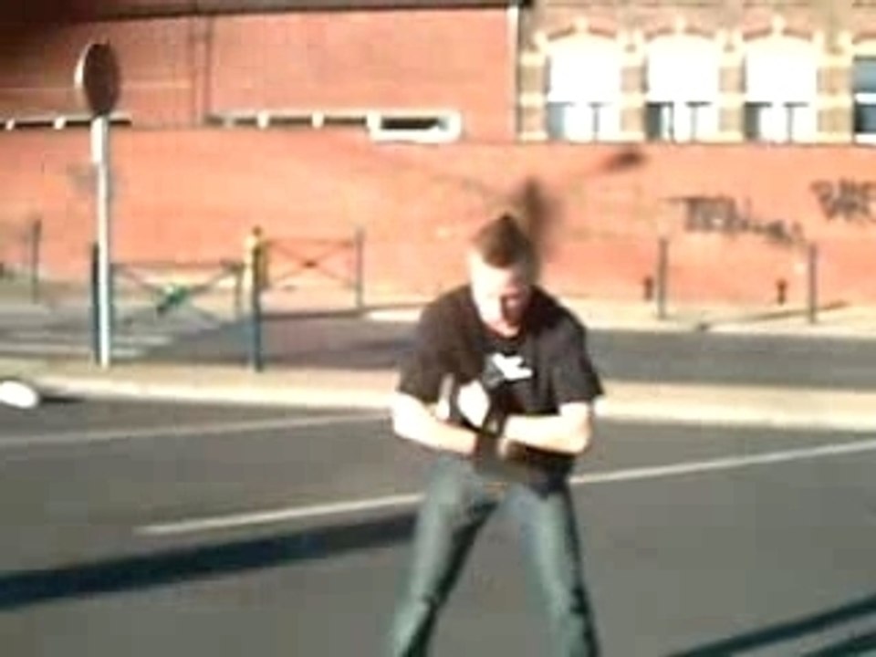 CLIP0011