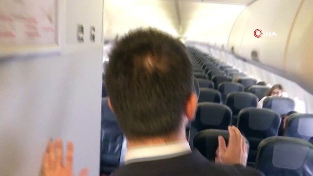 Uçağa bomba koydular, hostesi rehin aldılar...Özel harekat polislerinden uçakta nefes kesen rehine kurtarma tatbikatı