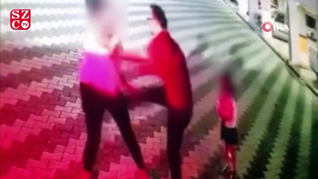 Boşandığı eşini, kızının yanında darp etti