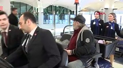 Haluk Bilginer İstanbul'da: Demek ki bir enerjiye ihtiyaç varmış