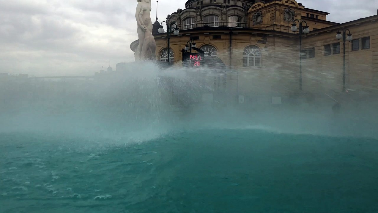 Dirt in Széchenyi Thermal Baths in Budapest