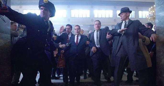 « The Irishman », le nouveau Scorsese qui réunit les monstres sacrés Al Pacino et Robert de Niro, est enfin disponible sur Netflix