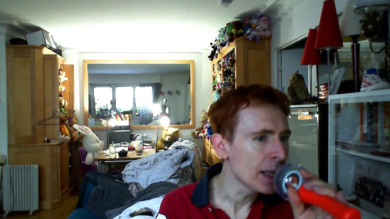 Wiwi égratigne "le requin vert" des Fils De Joie