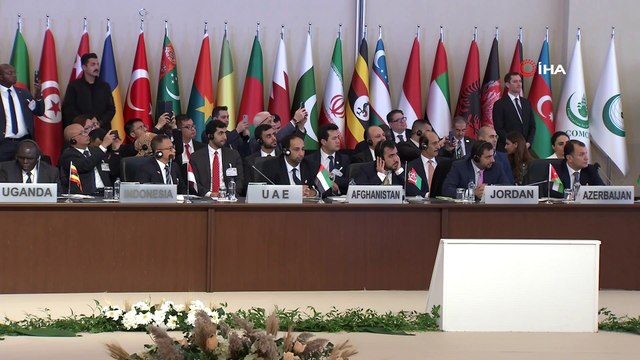 Cumhurbaşkanı Erdoğan: 'Gerek yaralıların tedavileri, gerek zarar gören kardeşlerimizin barınma ihtiyaçların giderilmesi noktasında hepimizin Arnavutluk’un yanında olmamız gerekiyor. Kış mevsimine girdik. Buradan tüm İslam dünyasını Arna