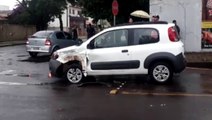 Acidente envolve três carros no Bairro Coqueiral