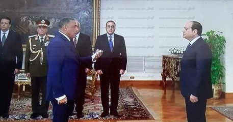 المحافظون الجدد ونوابهم يؤدون اليمين أمام السيسي
