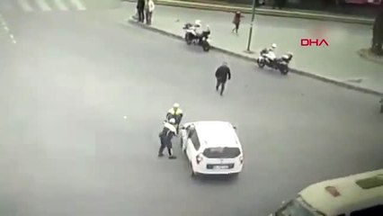 Diyarbakır'da trafik polisleri dili boğazına kaçan şöförün hayatını kurtardı