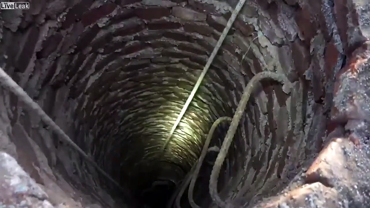 Tombé dans un puit de 400m, cet enfant de 6 ans est sauvé vivant !