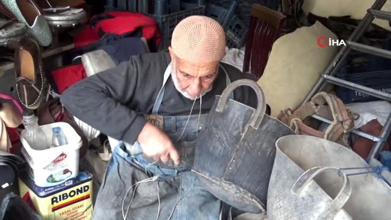 Her türlü taşıma işinden kullanılan "zembil" yapımı teknolojiye yenik düştü