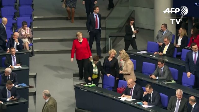 Chanceler alemã defende a Otan após críticas de presidente francês