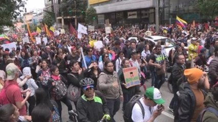 A ritmo de tambores Bogotá protesta en segundo ""paro nacional"" contra Duque