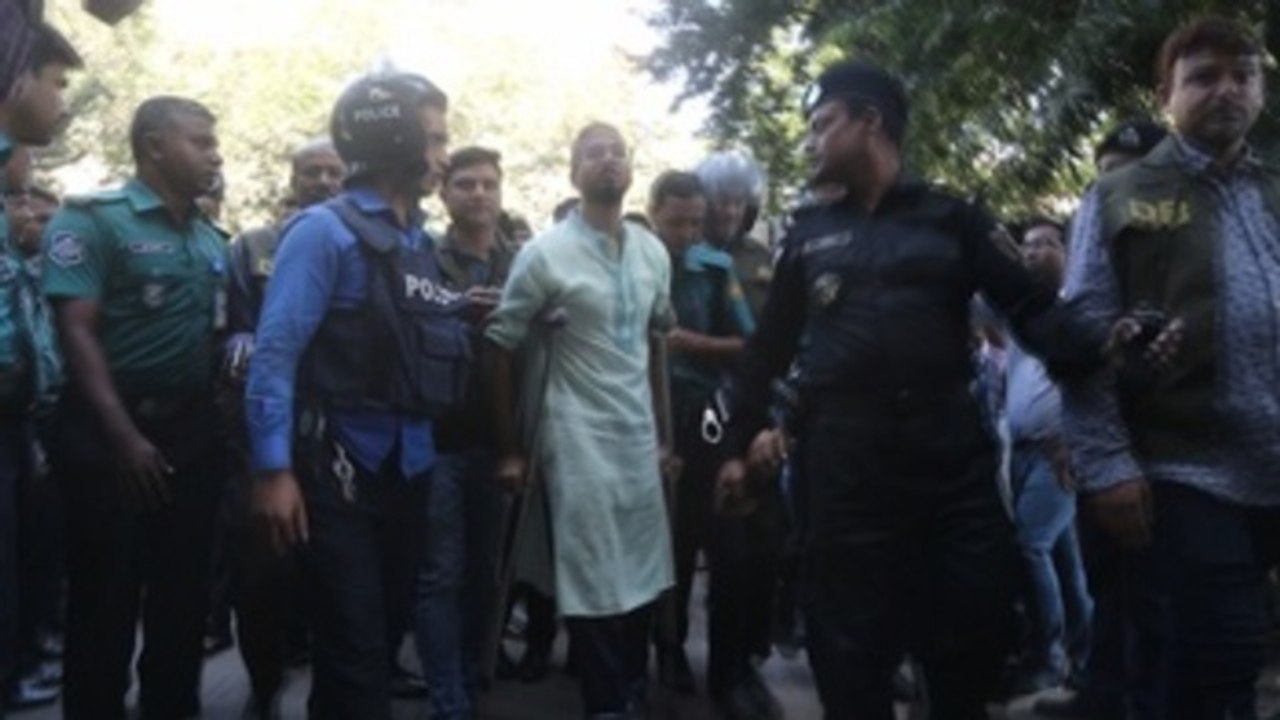 Condenan a muerte a 7 yihadistas por el ataque a un restaurante en Bangladesh