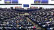 Eurodeputados aprovam Comissão Europeia e deixam avisos