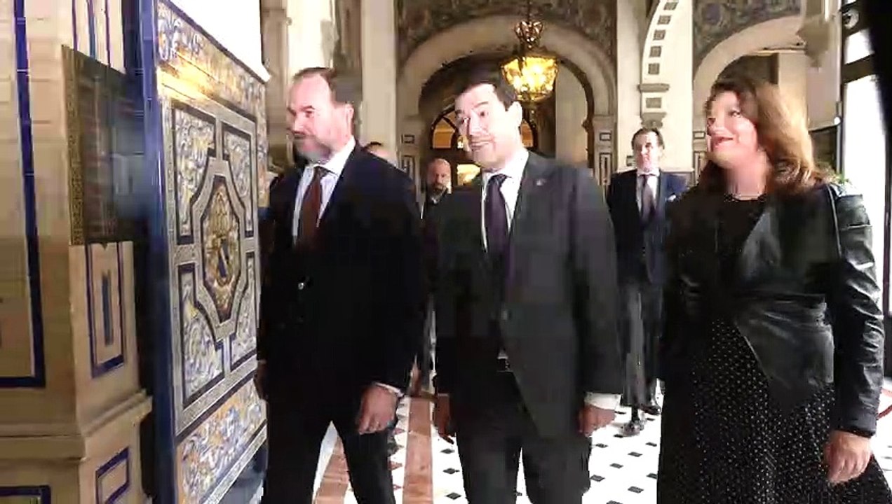 Juanma Moreno anuncia medidas financieras para el sector agrario