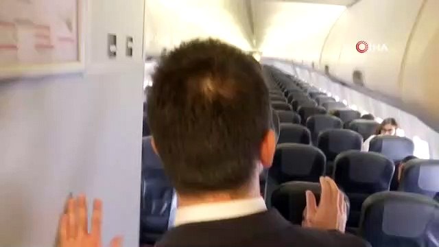 Özel harekat polislerinden, uçakta nefes kesen rehine kurtarma tatbikatı