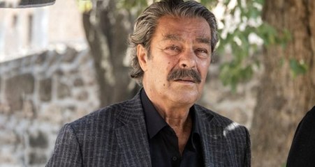 Arnavutluk'a giden Kadir İnanır, 6.3'lük depreme yakalandı