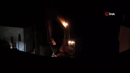 - El Halil'de İsrail güçleri 4 Filistinlinin evini yıktı