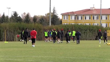 Kayserisporlu Mensah'tan "Fenerbahçe'yle anlaştığı" iddiasına cevap