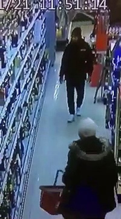 Un homme pète un câble et détruit le rayon alcool d’un supermarché en Allemagne