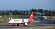 Bakan Turhan'dan Atlas Global açıklaması: Önceliğimiz yolcuların mağduriyetlerini gidermektir