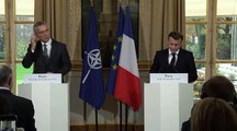 Parigi: Macron chiarisce con Stoltenberg circa la 