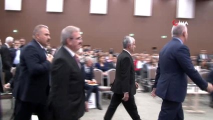 Bakan Ersoy: "Antalya'nın uçuş kapasitesi iki katına çıkartılacak"