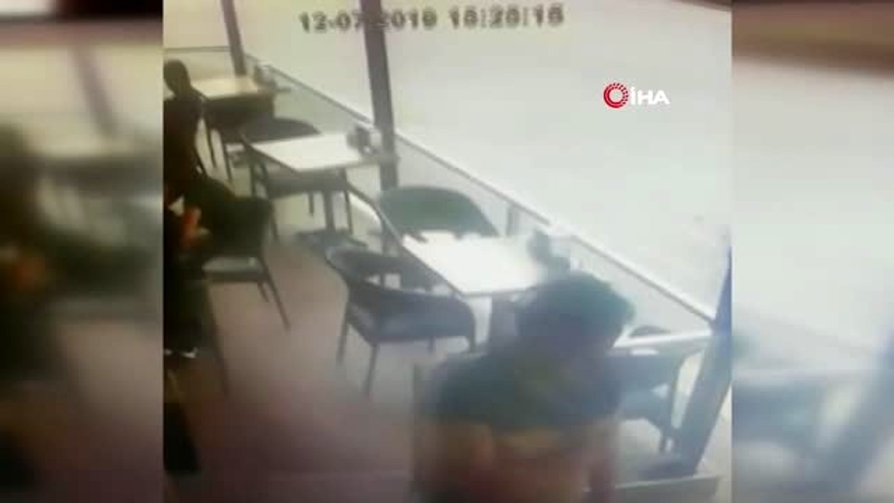 Cinayet davasında mahkeme salonu karıştı