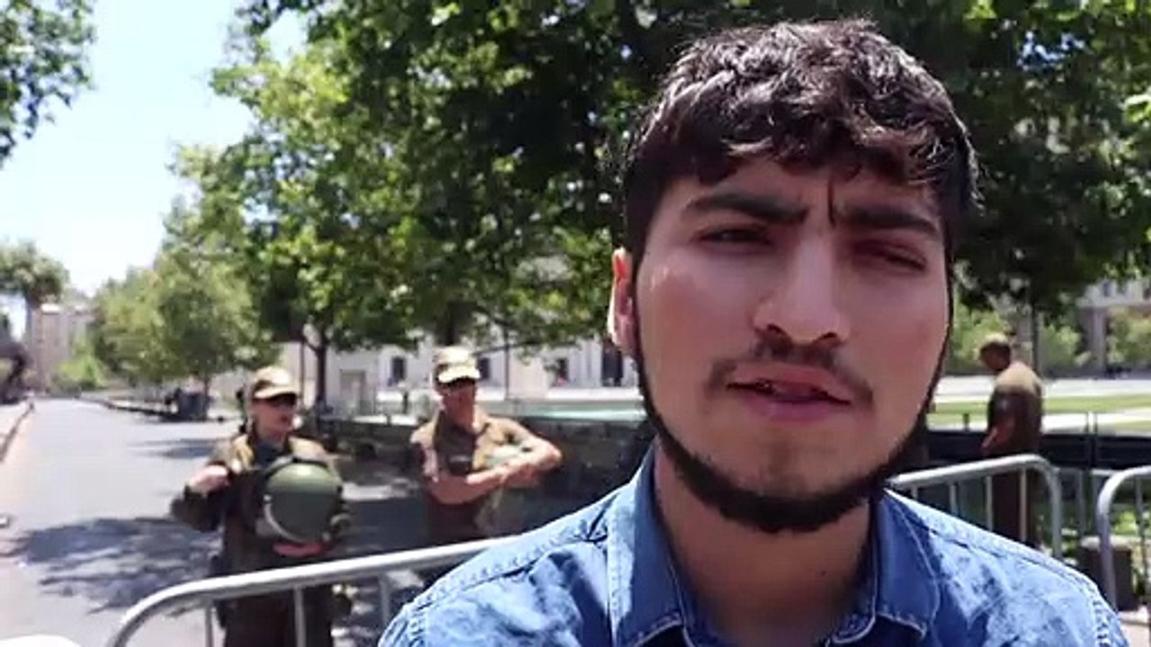 Vítimas protestam no Chile