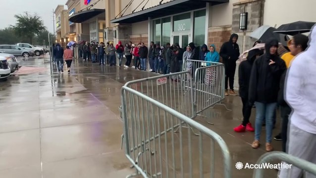 Rainy conditions won't drive these patient shoppers away