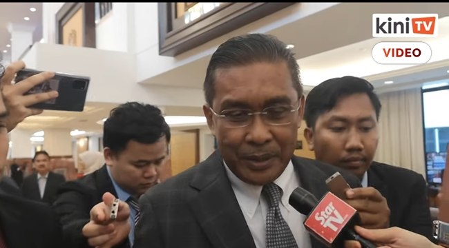 'Pembangkang akan ambil kesempatan' Takiyuddin jawab Hannah Yeoh