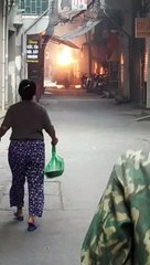 Cửa hàng Gas cháy lớn phố Bùi Ngọc Dương, Hà Nội
