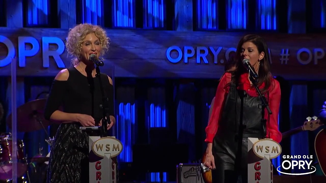 Have Yourself a Merry Little Christmas - Little Big Town