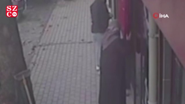 Yaşlı kadının bayrak sevgisi herkesi duygulandırdı