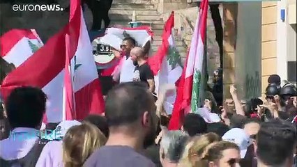 How are Lebanese protesters using art to express their views?