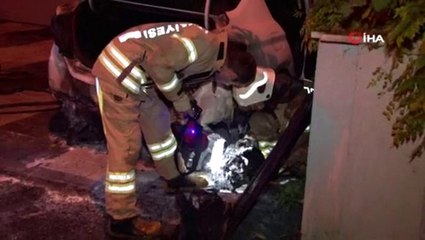 Kartal'da araç kundaklayan şahıs kaçtı