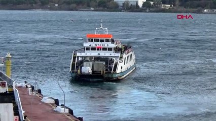 Çanakkale kuzey ege'deki lodos feribot seferlerini aksatıyor